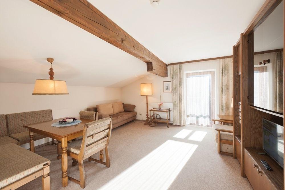 Hotel Garni Bernhard Am See Walchsee Exterior photo